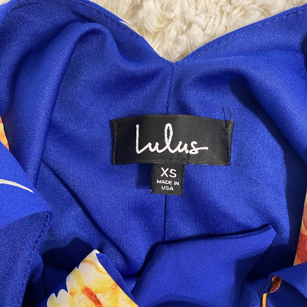 Lulus Royal Blue Floral Summer/Evening/Formal Dress w/ Halter Neck & Open Back - Picture 4 of 7